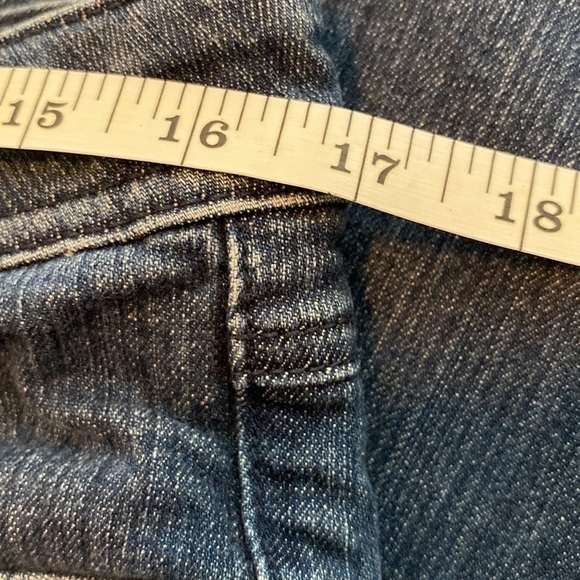 Cabi women’s jeans size 10 length has been altered. See photos. - Picture 4 of 9